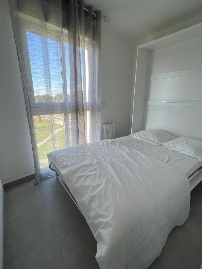 Les Pieds Dans Le Sable Appartement Vue Mer 1 Chambre 1 Cabine Le Grau-du-Roi Exteriör bild