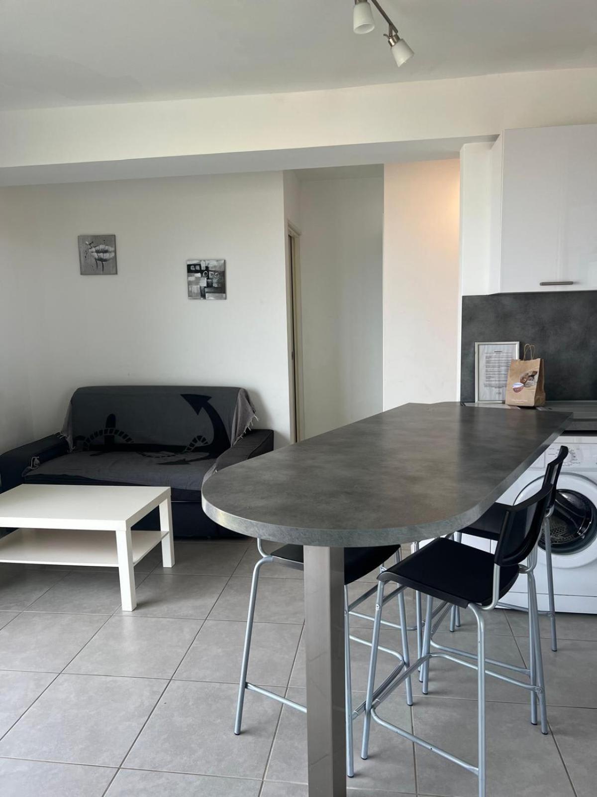 Les Pieds Dans Le Sable Appartement Vue Mer 1 Chambre 1 Cabine Le Grau-du-Roi Exteriör bild